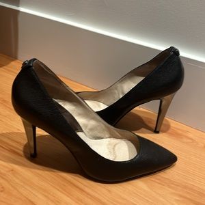 Michael Kors pumps